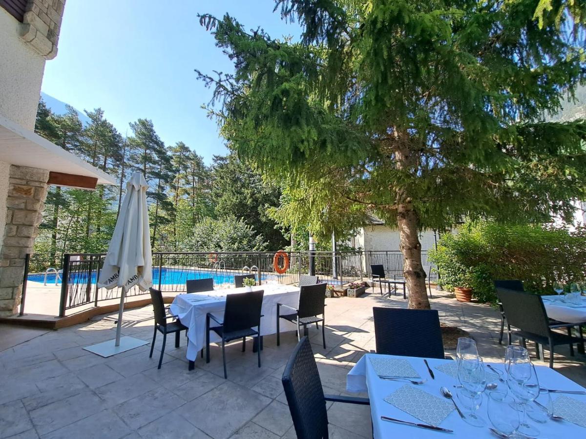Hotel & Spa Real Villa Anayet Canfranc Exterior foto