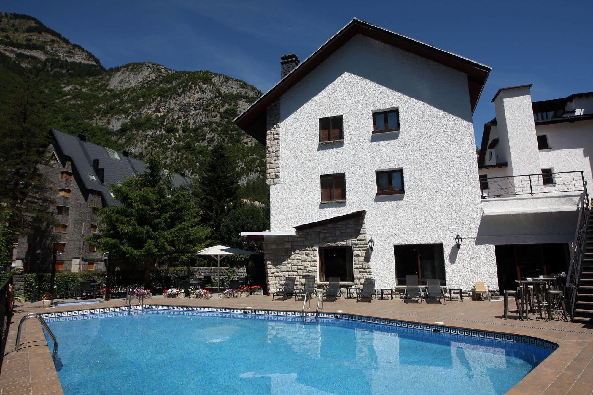 Hotel & Spa Real Villa Anayet Canfranc Exterior foto